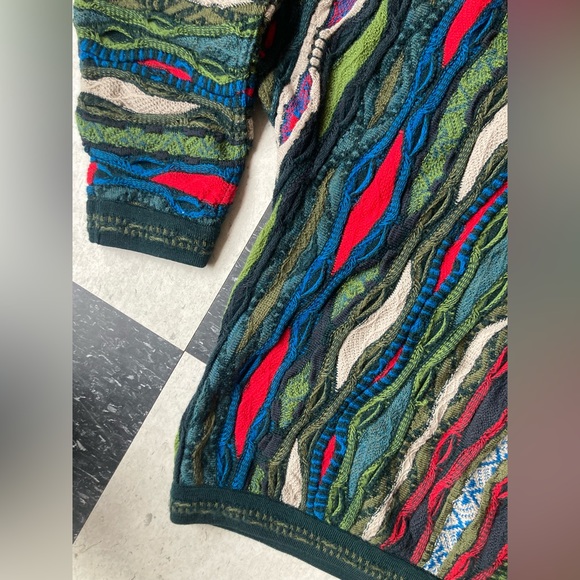 Vintage COOGI Sweater (L) - Picture 5 of 6